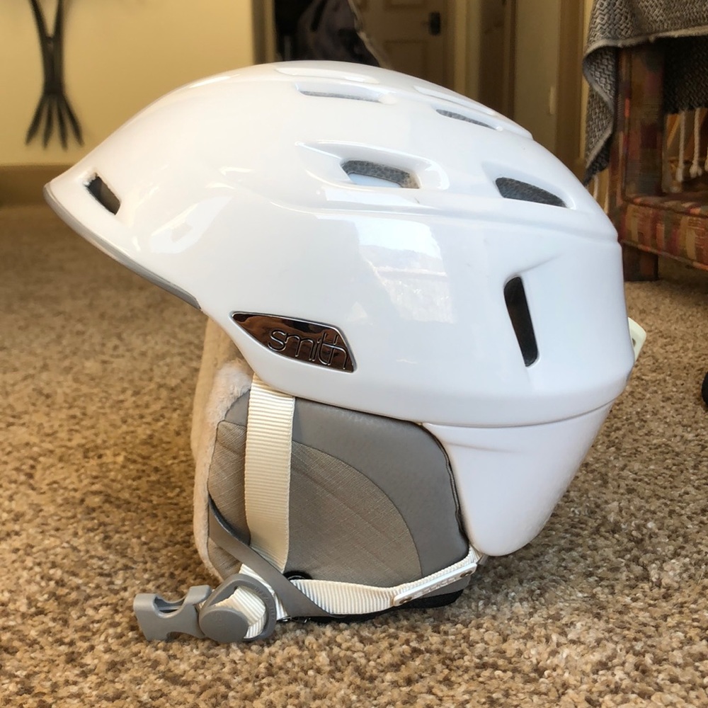 Women’s Smith Snow Helmet
